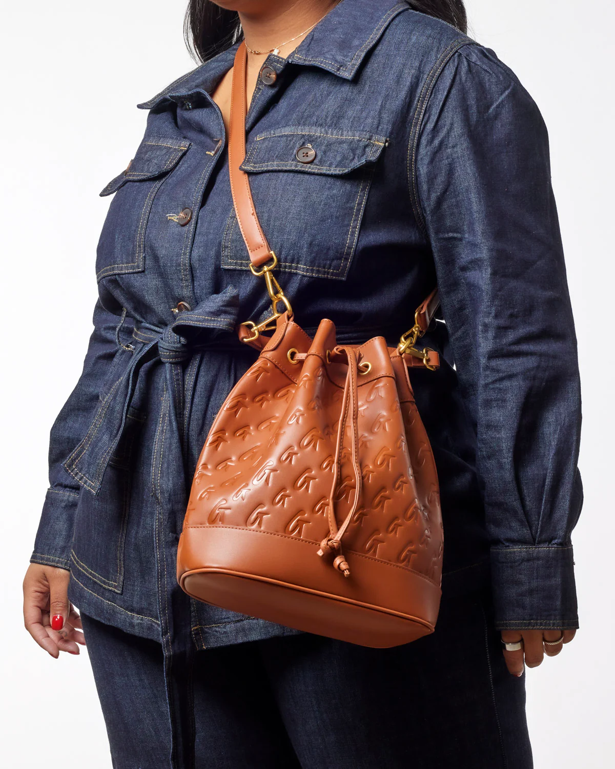 LARGE MONOGRAM BUCKET BAG - BROWN - Image 9